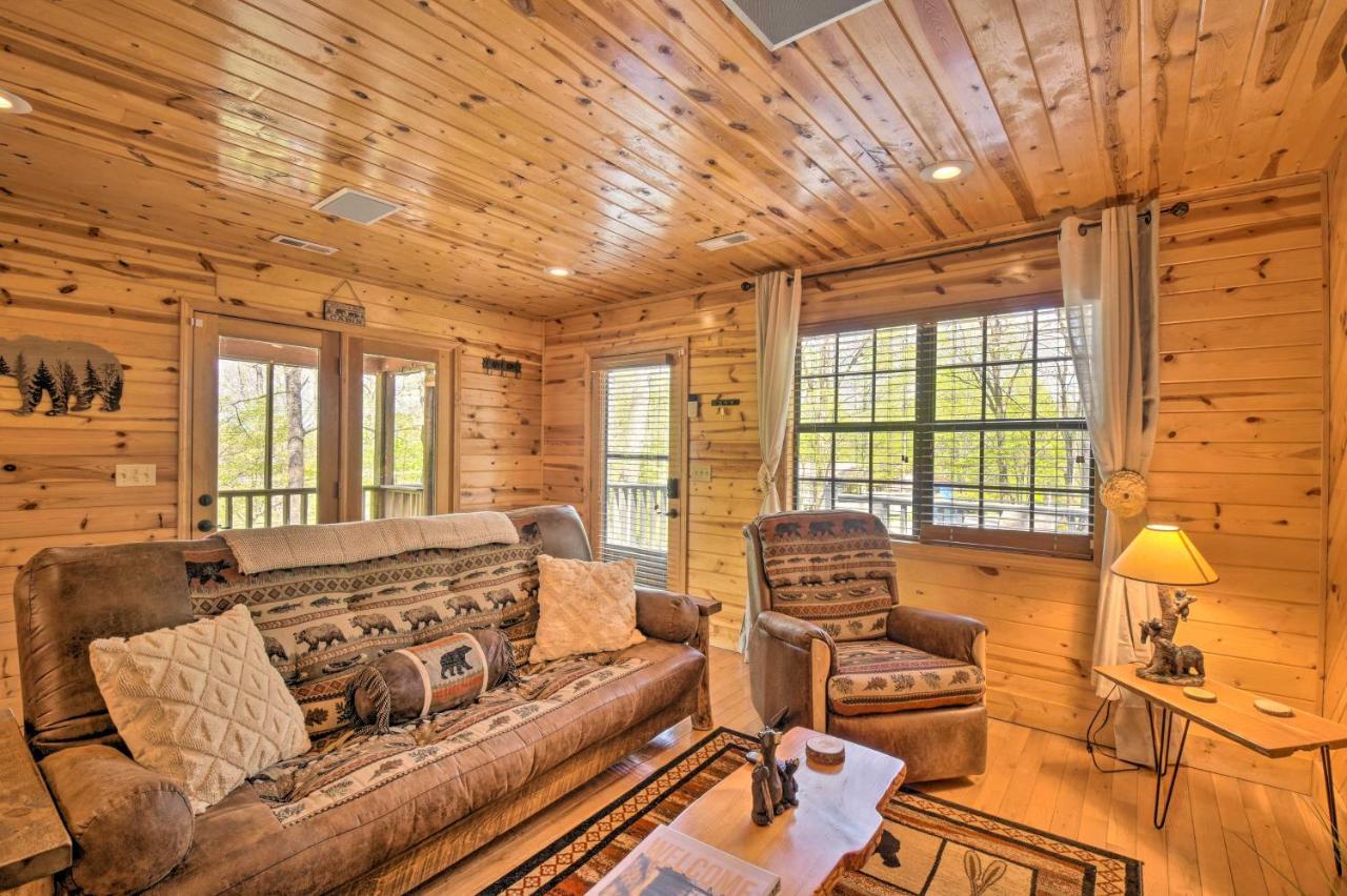 Cozy Hiawassee Cabin With Fire Pit And Mtn Views! Екстериор снимка