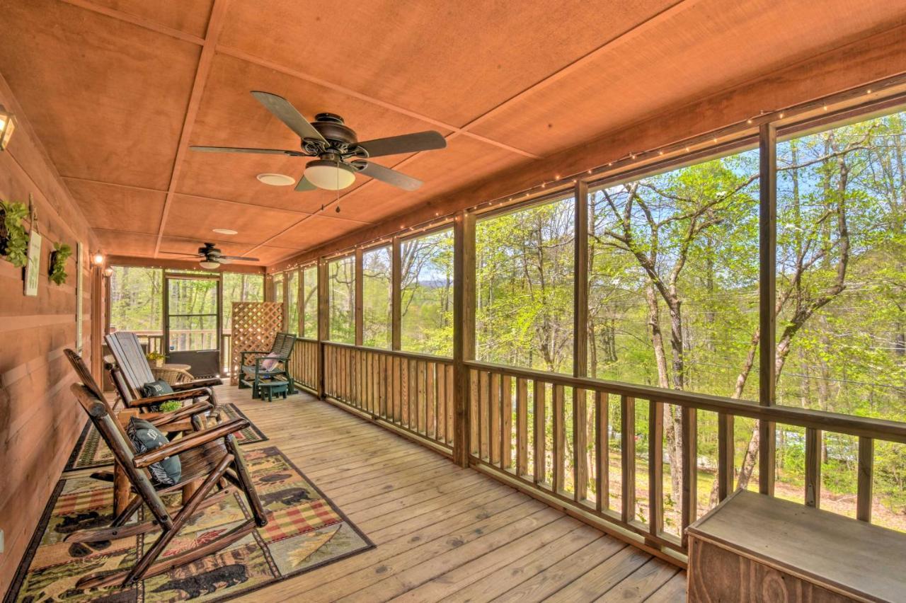 Cozy Hiawassee Cabin With Fire Pit And Mtn Views! Екстериор снимка
