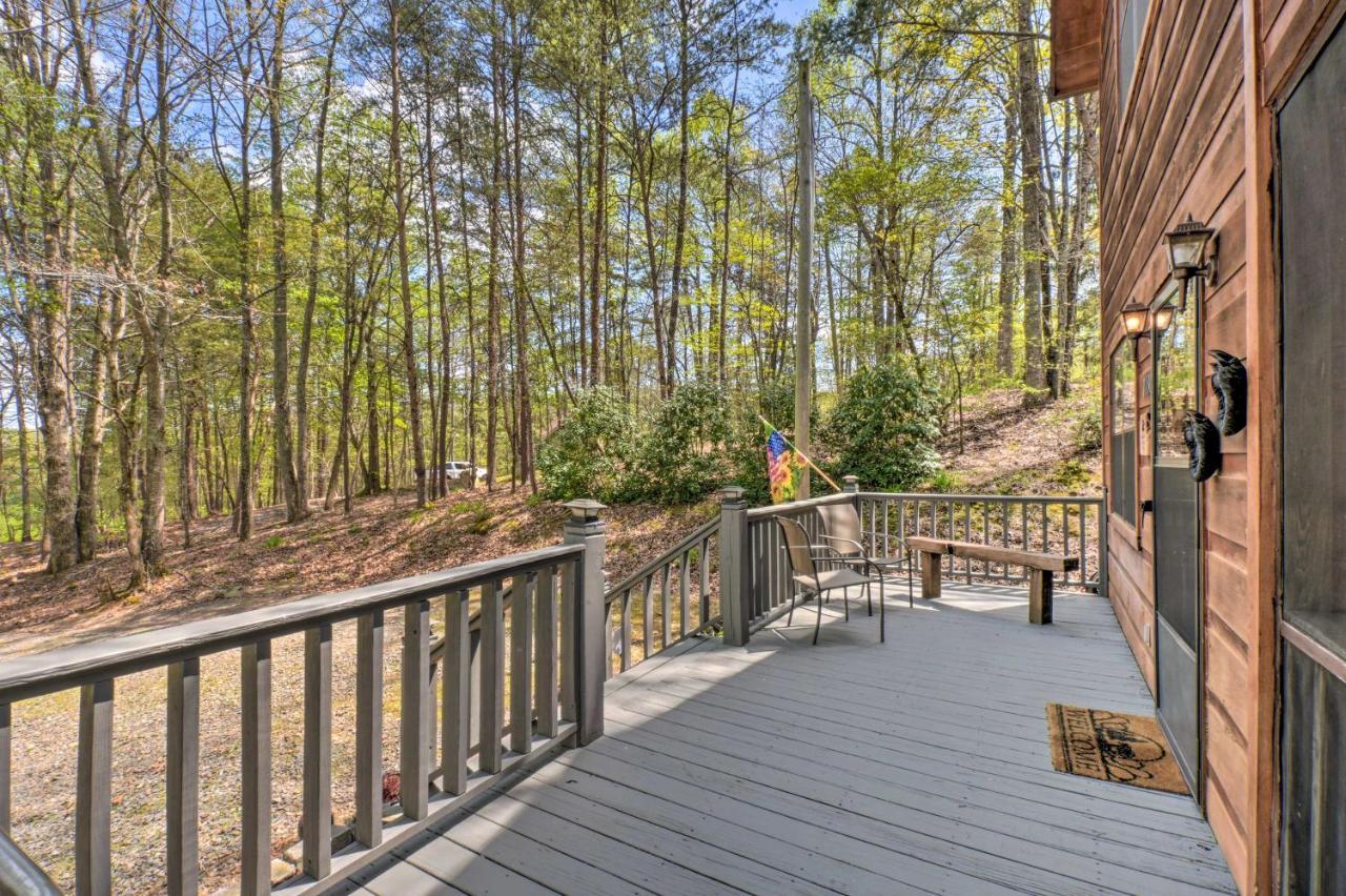 Cozy Hiawassee Cabin With Fire Pit And Mtn Views! Екстериор снимка